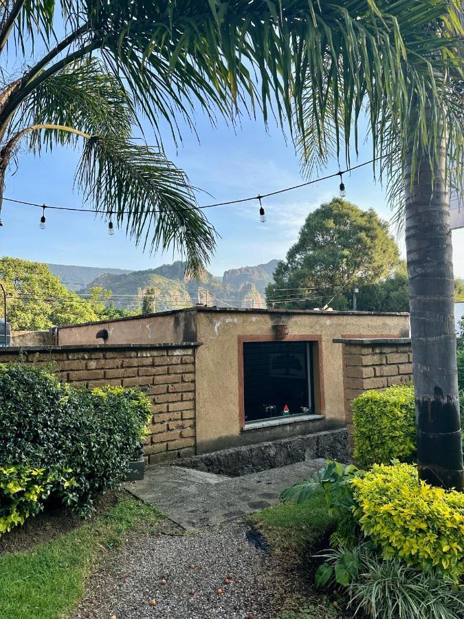 Bungalow Tepoztlan Hotel Exterior photo