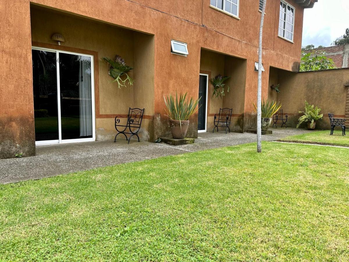 Bungalow Tepoztlan Hotel Exterior photo